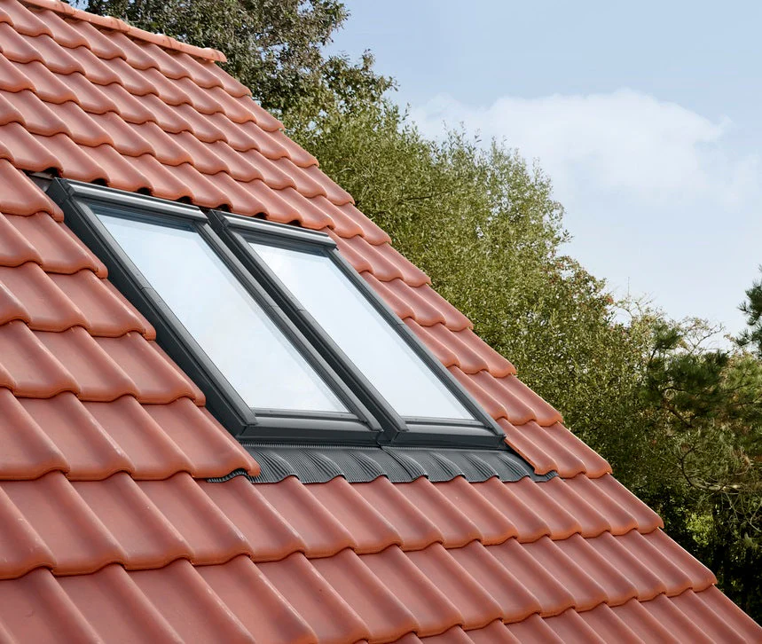 Комбі-комір VELUX EKW 2021M для двох вікон поряд (профільована покрівля)