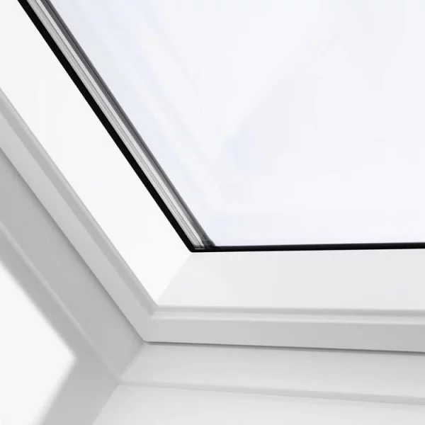 Солнечное влагостойкое окно VELUX GGU 0068 30A INTEGRA (Premium)